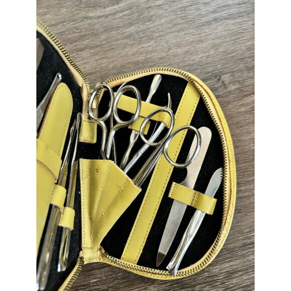 Vintage Manicure Kit Yellow Leather Travel Case Metal Tools - Picture 8 of 9